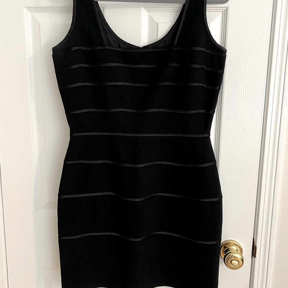 Little black Bodycon cocktail dress. Size 10